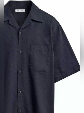 ZARA Relaxed Men’s Fit Navy Pocket Shirt Size Small